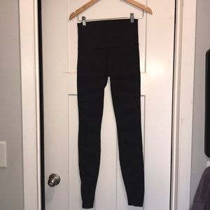 Lululemon mesh zig-zag leggings